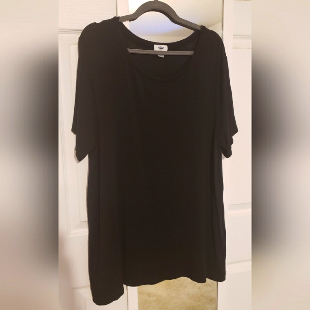 Black tunic top